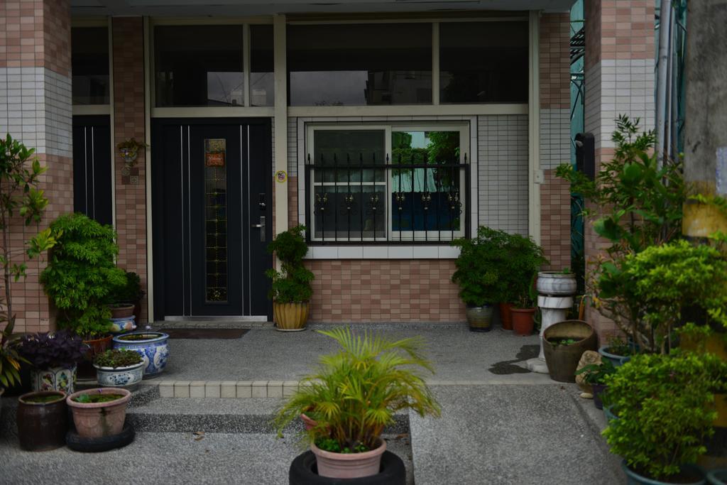 花蓮快樂腳旅宿 Hualien City Εξωτερικό φωτογραφία